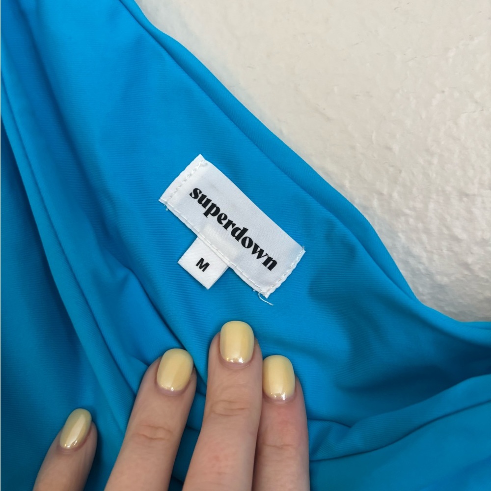 superdown Cassandra Crop Top in Teal M - Picture 9 of 11